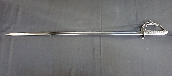 A GEORGE V ROYAL ARTILLERY SWORD