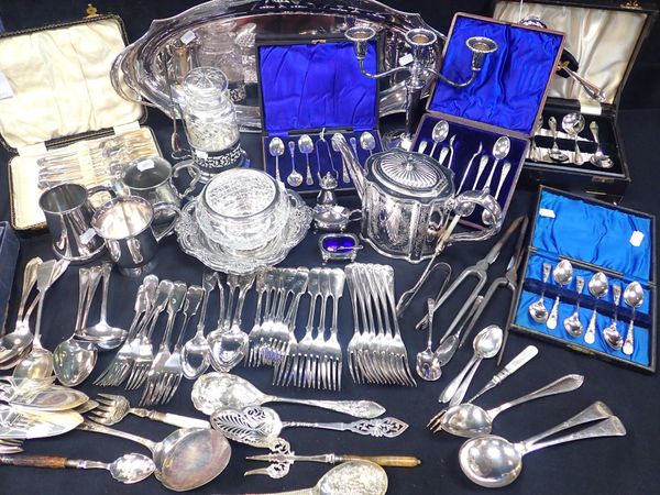 A QUANTITY OF SILVER PLATED WARE