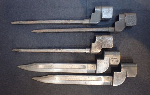 A QUANITY OF BAYONETS