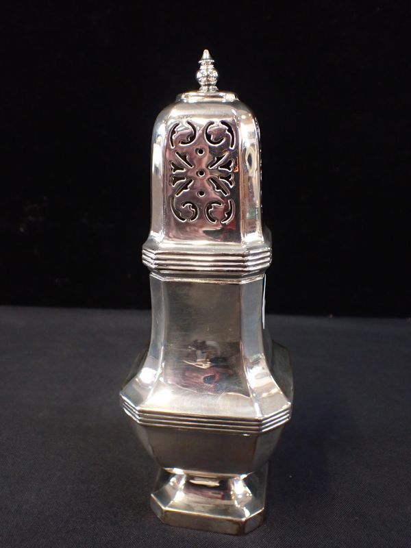 20TH CENTURY IRISH SILVER CASTER