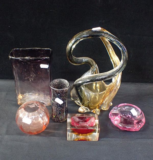 A MID CENTURY ITALIAN GLASS ASHTRAY