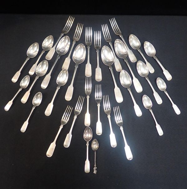 A QUANTITY OF VICTORIAN SILVER FLATWARE