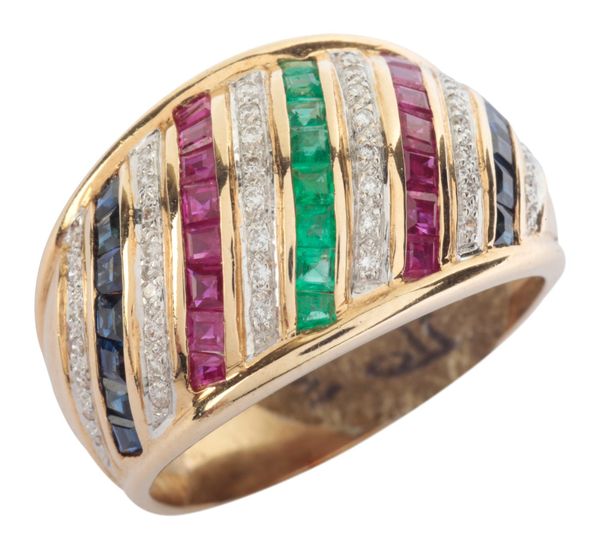 A GEM-SET BOMBÉ RING