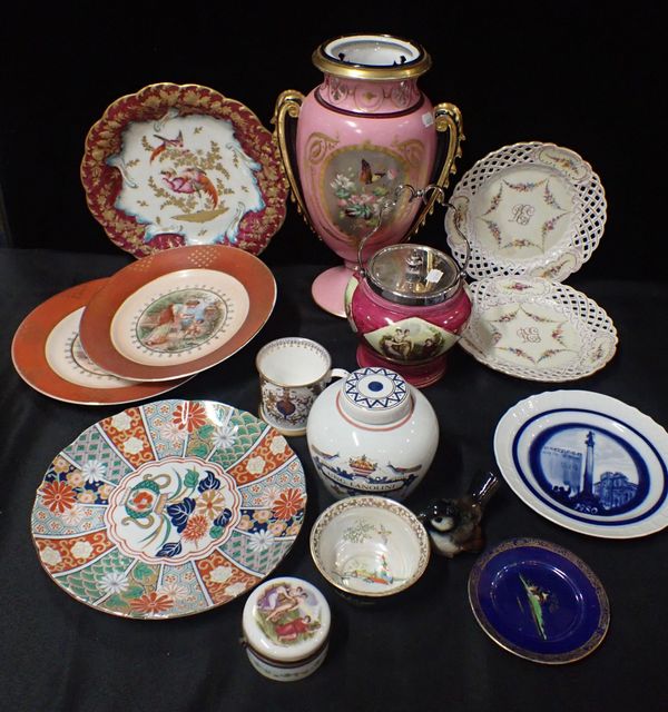 A COLLECTION OF DECORATIVE CERAMICS