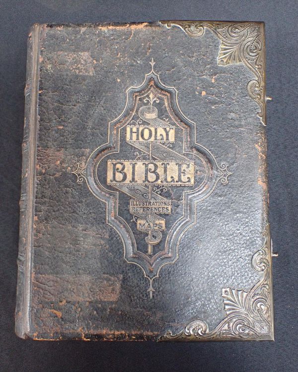 A VICTORIAN FAMILY BIBLE, WITH ILLUSTRATIONS BY GUSTAVE DORE