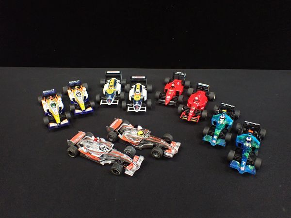 TEN UNBOXED SCALEXTRIC 'F1' RACING CARS