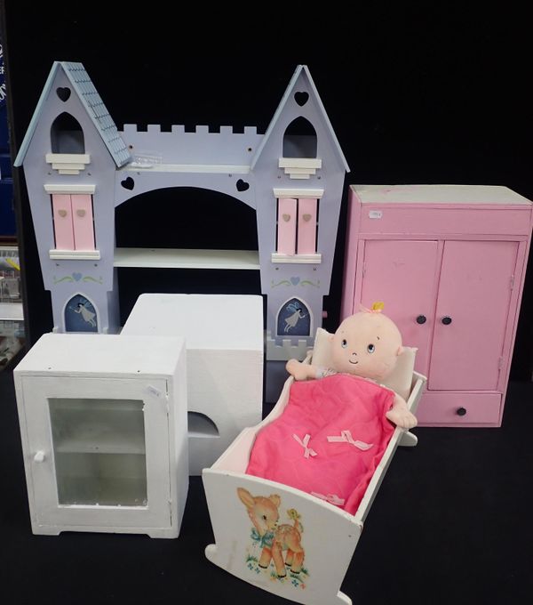 A COLLECTION OF NURSERY FURNITURE