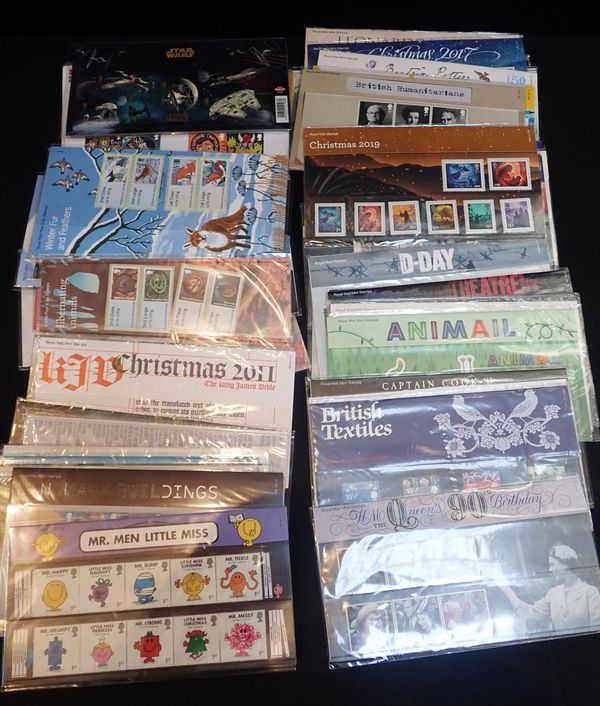 A QUANTITY OF MODERN GB PRESENTATION PACKS AND POST AND GO ISSUES