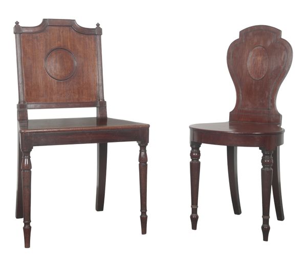 A GEORGE IV MAHOGANY HALL CHAIR IN THE MANNER OF GILLOWS