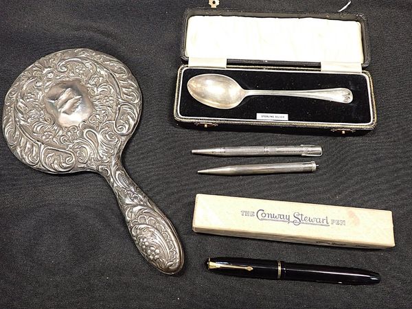 A SILVER 'BAKER'S POINTER PENCIL'