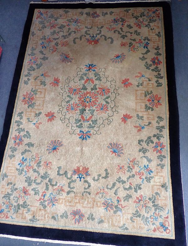 A LARGE MID-CENTURY CHINESE RUG