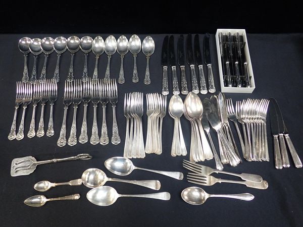 A SILVER-PLATED KING'S PATTERN PART CANTEEN