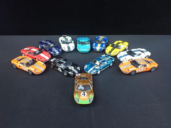 TWELVE UNBOXED SCALEXTRIC 'FORD GT' CARS