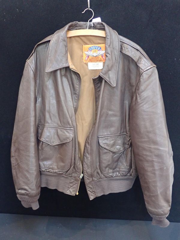 A COOPER TYPE A-2 US MILITARY ISSUE LEATHER FLYING JACKET