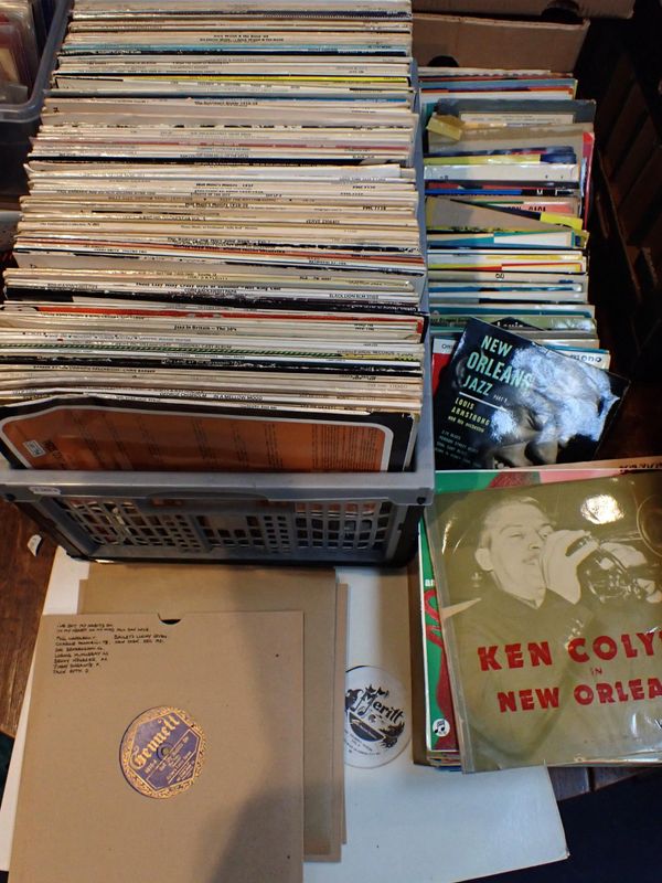 A COLLECTION OF JAZZ VINYL LPs