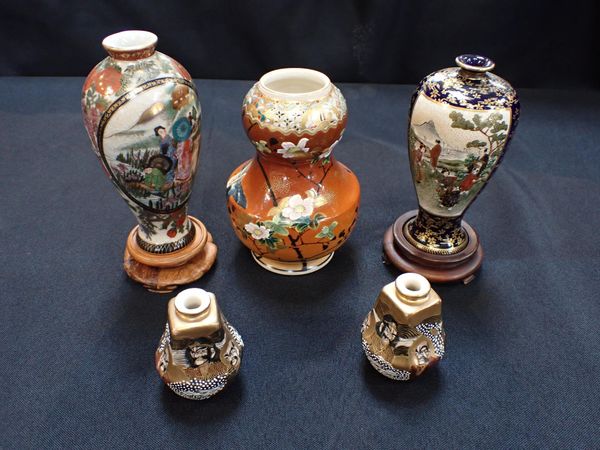 A JAPANESE SATSUMA VASE, DECORATED WITH BIRDS AND FLOWERS