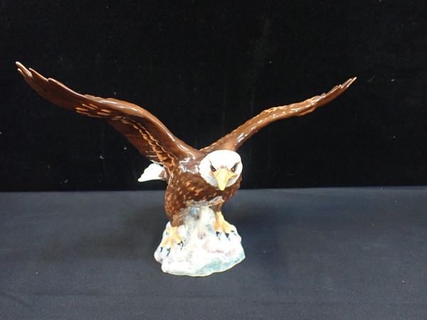 A BESWICK BALD EAGLE, No. 1018