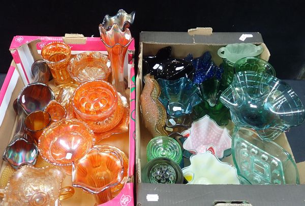 A COLLECTION OF ITALIAN HANDKERCHIEF GLASS BOWLS