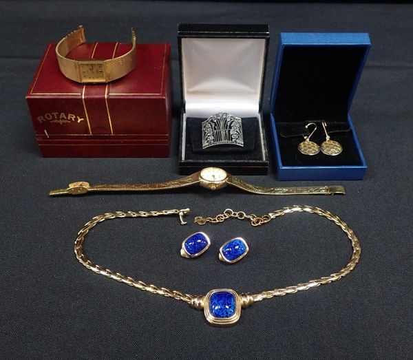 A CHRISTIAN DIOR COSTUME JEWELLERY SUITE