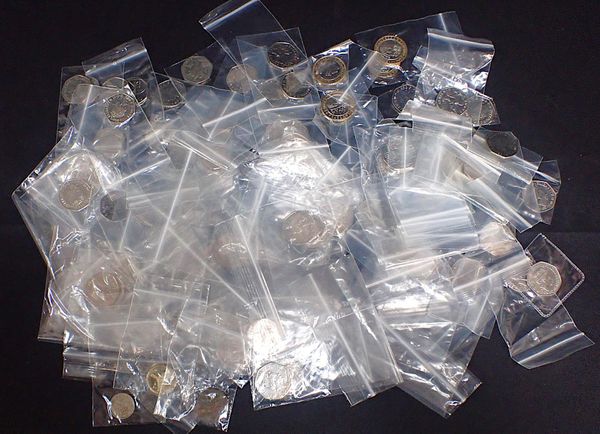 A COLLECTION OF 50p COINS