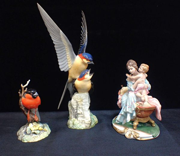ROYAL CROWN DERBY : RED RUMP SWALLOWS