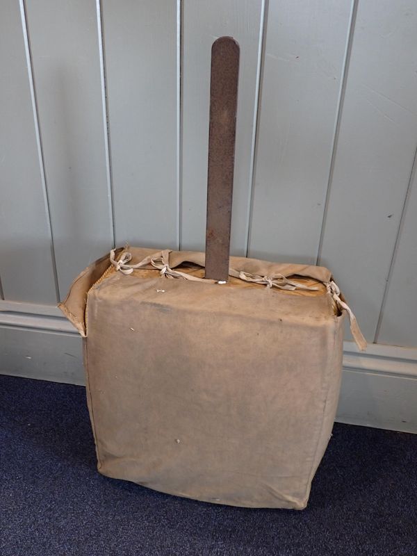 A 19th CENTURY CARRIAGE HEAD REST