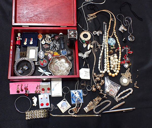 A BOX OF COSTUME JEWELLERY