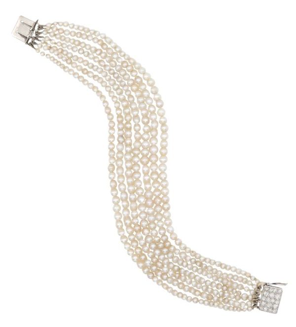 A VINTAGE PEARL AND DIAMOND BRACELET