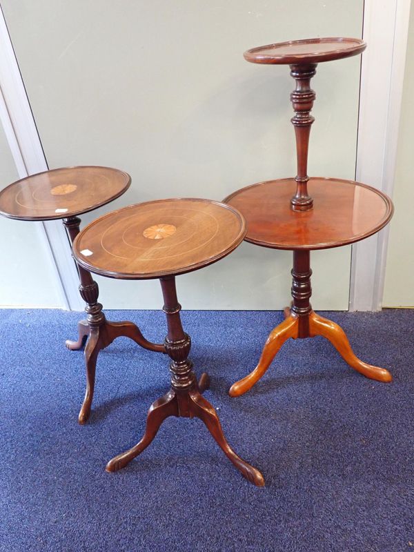 A PAIR OF MAHOGANY WINE TABLES