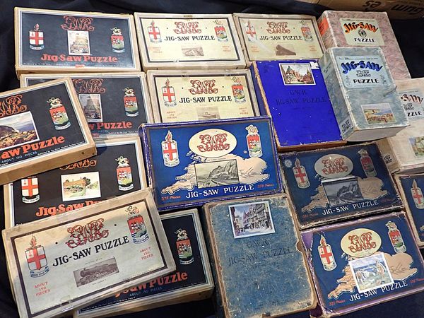 EIGHTEEN GWR WOODEN JIG-SAW PUZZLES