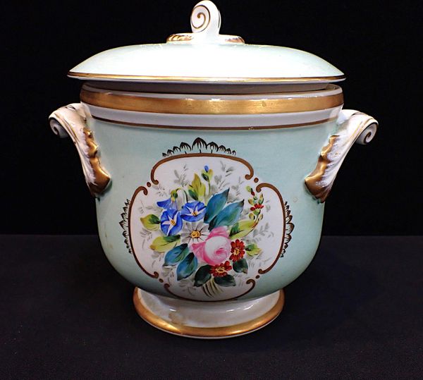 A VISTA ALEGRE PORCELAIN ICE BUCKET
