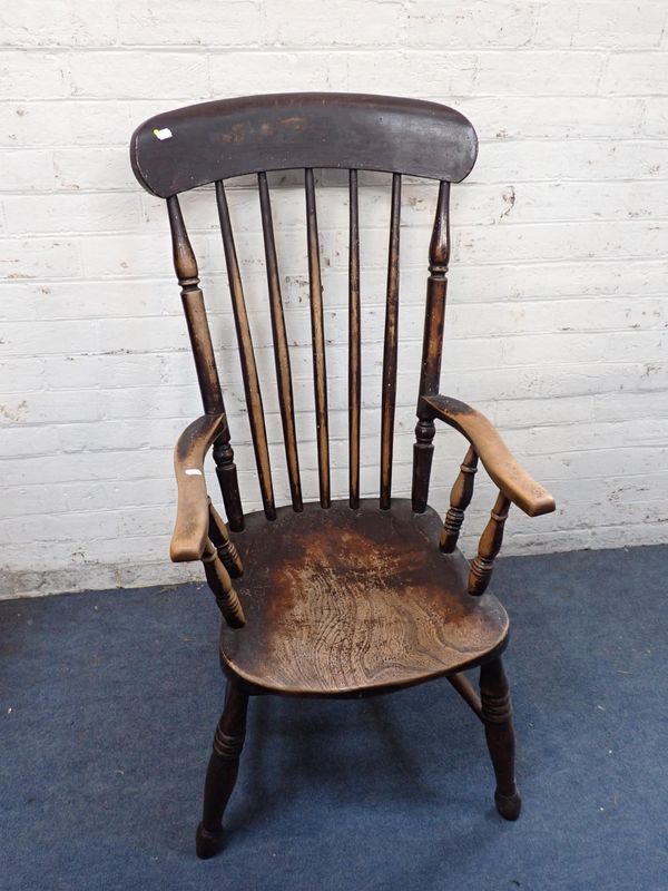 A VICTORIAN COMB-BACK WINDSOR ARMCHAIR