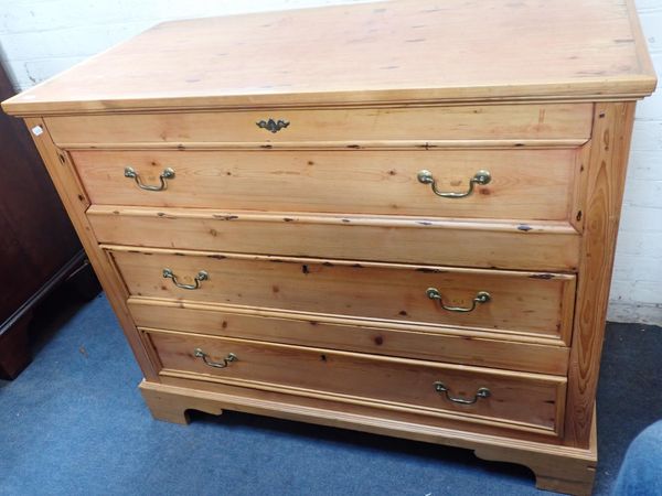 A 19th CENTURY AND LATER PINE MULE CHEST