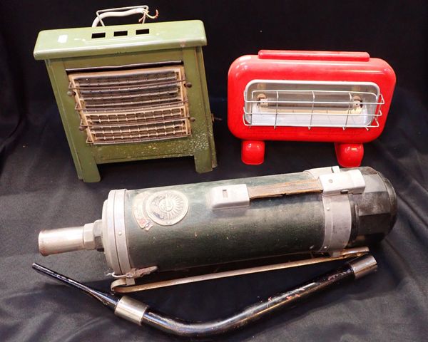 AN ART DECO ELECTRIC HEATER BY C. HOUNSLOW & Co Ltd