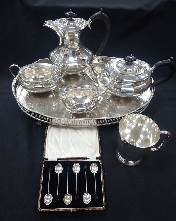 A SET OF SILVER COFFEE BEAN SPOONS