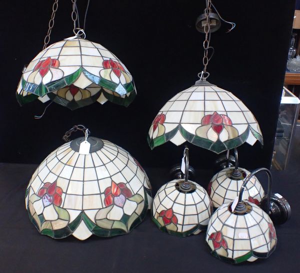 A SET OF TIFFANY STYLE GLASS LIGHTS