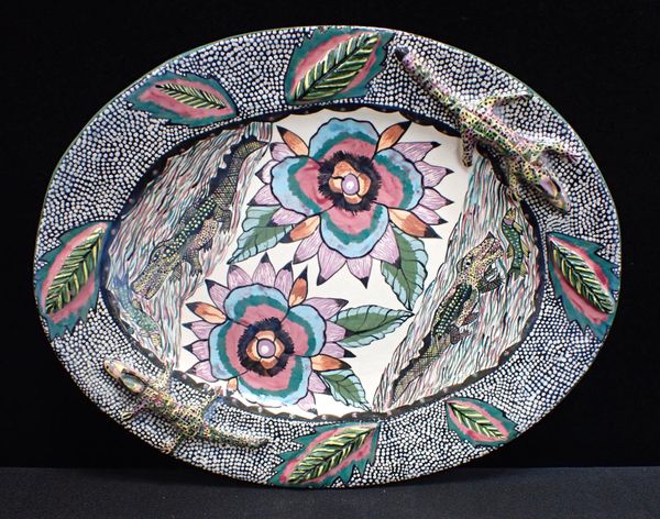 ARDMORE STUDIO: AN AFRICAN OVAL PLATE, PAINTED BY 'PROMISE'