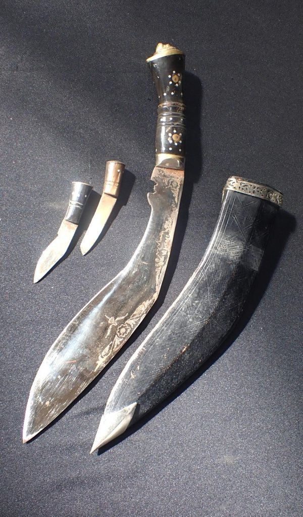 A KUKRI, WITH INLAID GRIP