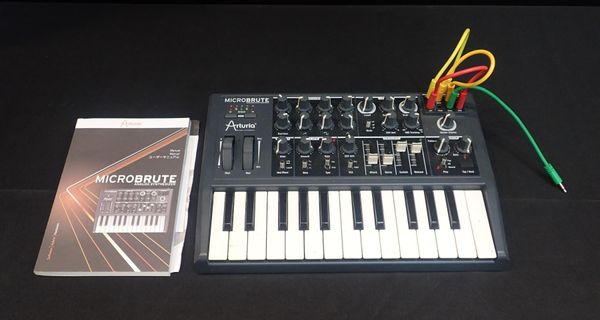 ARTURIA 'MICROBRUTE ANALOG SYNTHESIZER'
