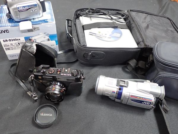 YASHIKA ELECTRO 35 CAMERA
