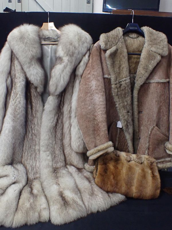 A LADIES VINTAGE FUR FULL LENGTH COAT