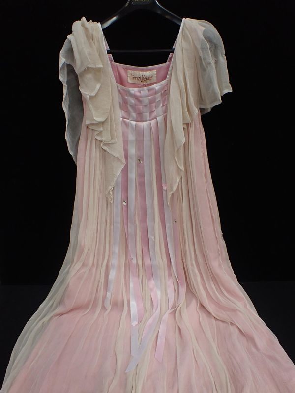 A VINTAGE FRINZI KAISER PINK SATIN AND CHIFFON DRESS