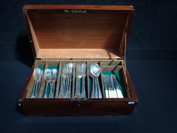 A SELECTION OF SILVER PLATED CUTLERY