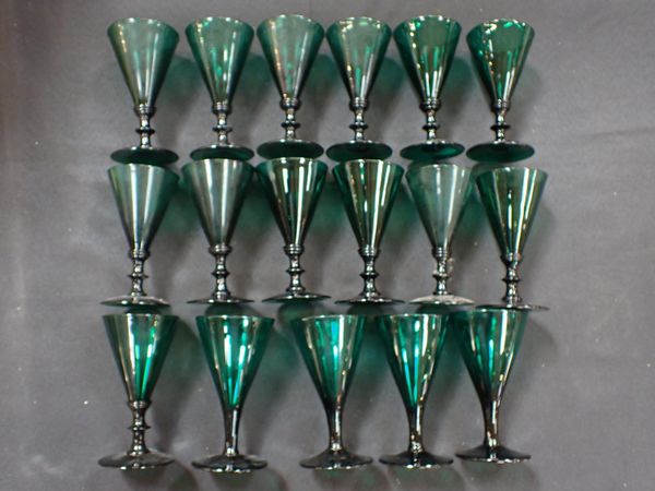 THIRTEEN CONICAL GREEN WINE GLASSES