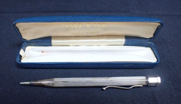 A SILVER YARD O' LEAD PROPELLING PENCIL