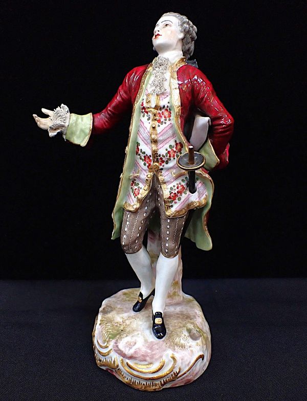 A MEISSEN PORCELAIN FIGURE OF AN 18th CENTURY GENTLEMAN