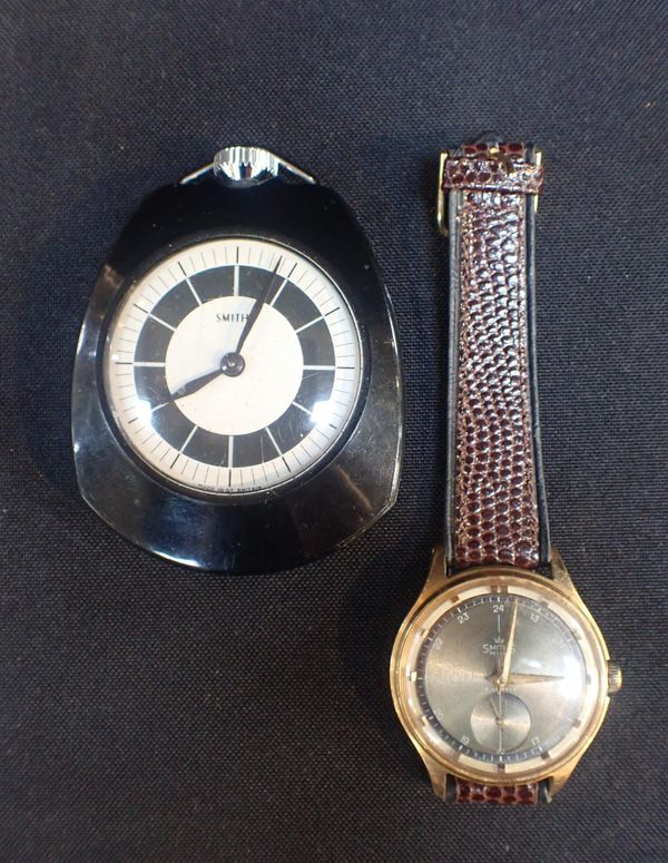 A SMITHS DE LUXE GOLD PLATED WRIST WATCH