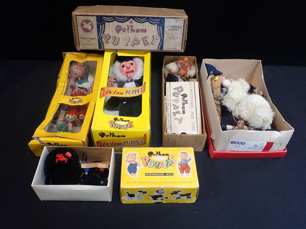 PELHAM PUPPETS: 'MACBOOZLE'