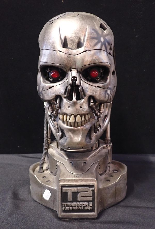 TERMINATOR 2 ENDOSKELETON FULL SIZE BUST