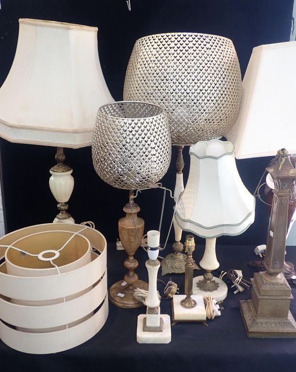 A COLLECTION OF TABLE LAMPS